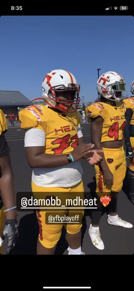 TyroneC_7's tweet image. Great team win 22-6 over the brick city lions Clip of me playing right tackle #football #ync #battle