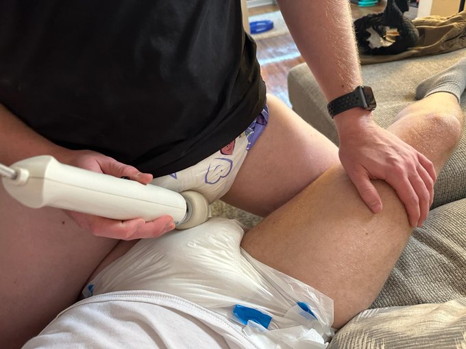 One of my long time play partners just happened to be in the same city as another (bi curious &amp; totally<a href="/tag/abdl"class="tags"><span>#abdl</span></a><a href="/tag/abdlcommunity"class="tags"><span>#abdlcommunity</span></a><a href="/tag/abdldiaper"class="tags"><span>#abdldiaper</span></a>