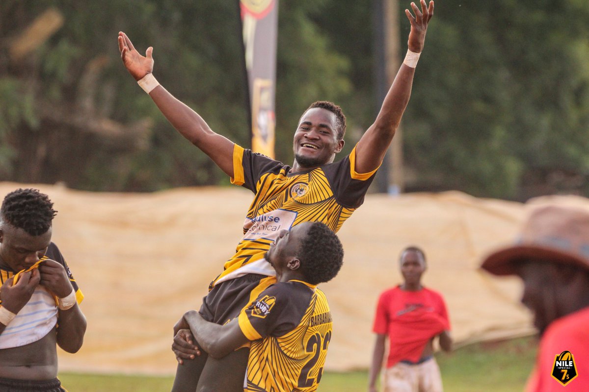 munyweeza's tweet photo. Feels so good to win with this wonderful family! Thank you Lord 🙏🏾
#barbariansinvasion #NileSpecial7s https://t.co/DqPMKagpqh