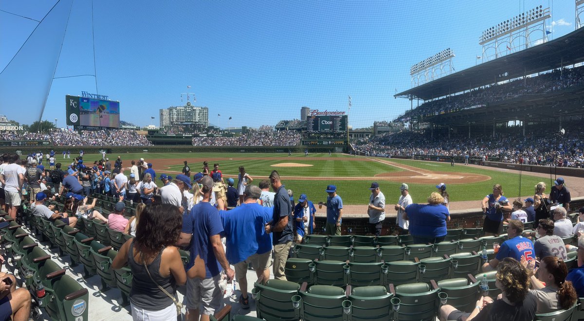 EntityJP's tweet image. Game time with the wife