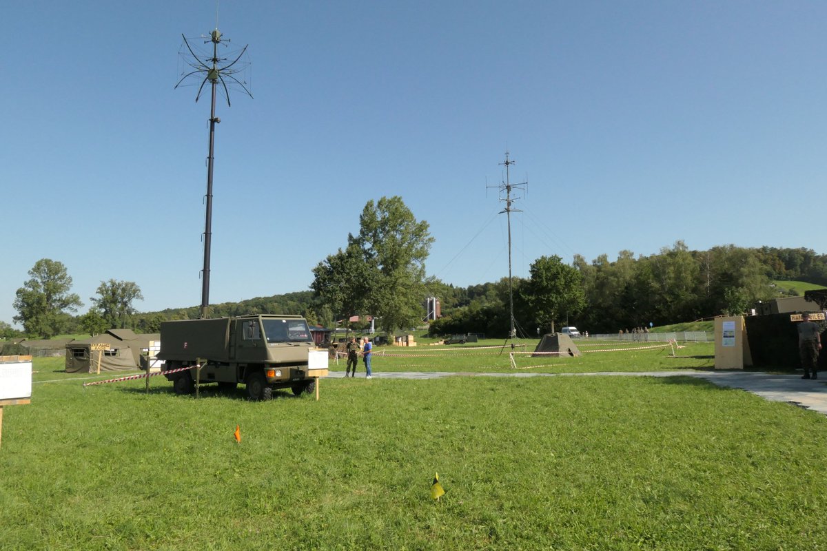 df4wp's tweet image. #connected23 Drei Tage volles Programm, sehr informativ und gute Organisation! 800km Autobahn haben sich gelohnt. #schweizerarmee #patrouillesuisse