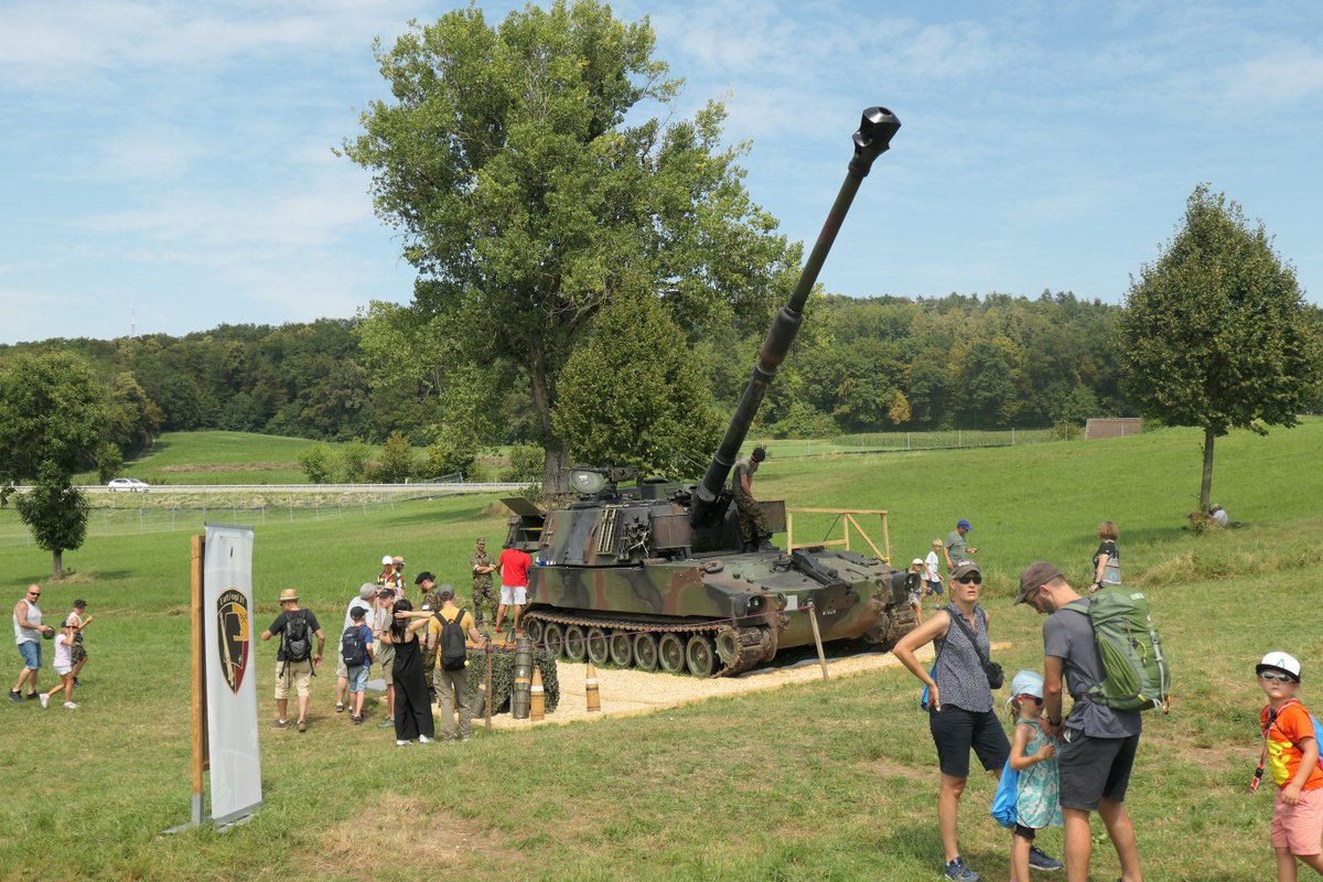 df4wp's tweet image. #connected23 Drei Tage volles Programm, sehr informativ und gute Organisation! 800km Autobahn haben sich gelohnt. #schweizerarmee #patrouillesuisse