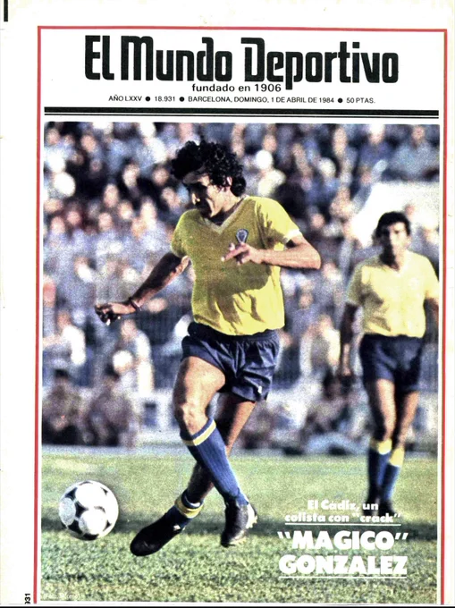 Gracias <a href="/fernandopalomo/">Fernando Palomo ESPN®️</a> por compartir una portada de <a href="/mundodeportivo/">Mundo Deportivo</a> de 1984 donde se destacaba el juego del salvadoreño Jorge "Mágico" González en un duelo que sostuvo <a href="/Cadiz_CF/">Cádiz Club de Fútbol</a> contra <a href="/FCBarcelona/">FC Barcelona</a>