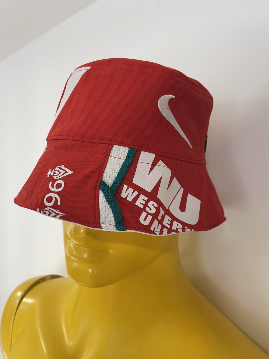 Get bidding! ❤️🤍🖤 ebay.co.uk/itm/2760070767… A handmade bucket hat using recycled shirts. SIZE medium to fit 23” head @LFC @LiverpoolFCW #LiverpoolFC #FootballFix #FootballisBack #footballseason #englandfootball #recycling #Liverpool