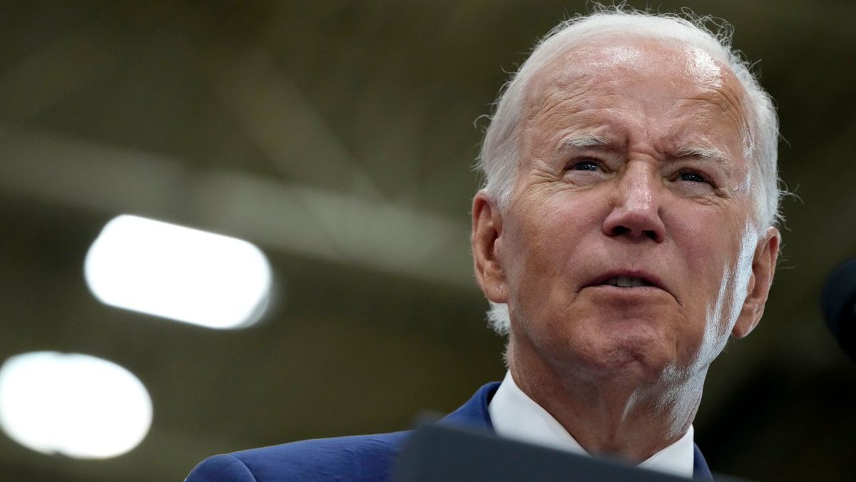 simonateba's tweet photo. What a week we just witnessed! Joe Biden or Robert L. Peters? What a week! We learned @JoeBiden reportedly used multiple pseudonyms like "Robert L. Peters," "Robin Ware," and "JRB Ware" when he was vice president, preventing members of Congress from identifying him in communications involving Burisma, Ukraine foreign policy, and his son Hunter Biden.

As a result, on Thursday, House Oversight Committee Chairman James Comer requested the National Archives to provide documents related to Biden's aliases.

The committee also asked for drafts of Biden's speech to the Ukrainian parliament in 2015, as well as access to documents involving Hunter Biden and his associates Eric Schwerin and Devon Archer.

Specifically, they're seeking redacted files from the archives titled "Email Messages To and/or From Vice President Biden and Hunter Biden," which have raised questions.