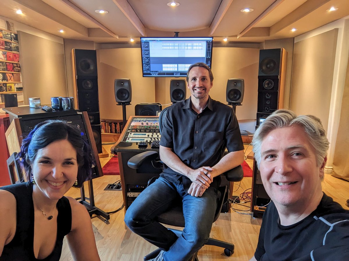 Incredible to have Égide Duo in the studio this month mastering their new album. Set to release in Jan 2024. 
🔥🔥🔥
#audiomastering #mastering #masteringengineer #masteringstudio #proaudio #analoggear #studiolife #vaultmastering