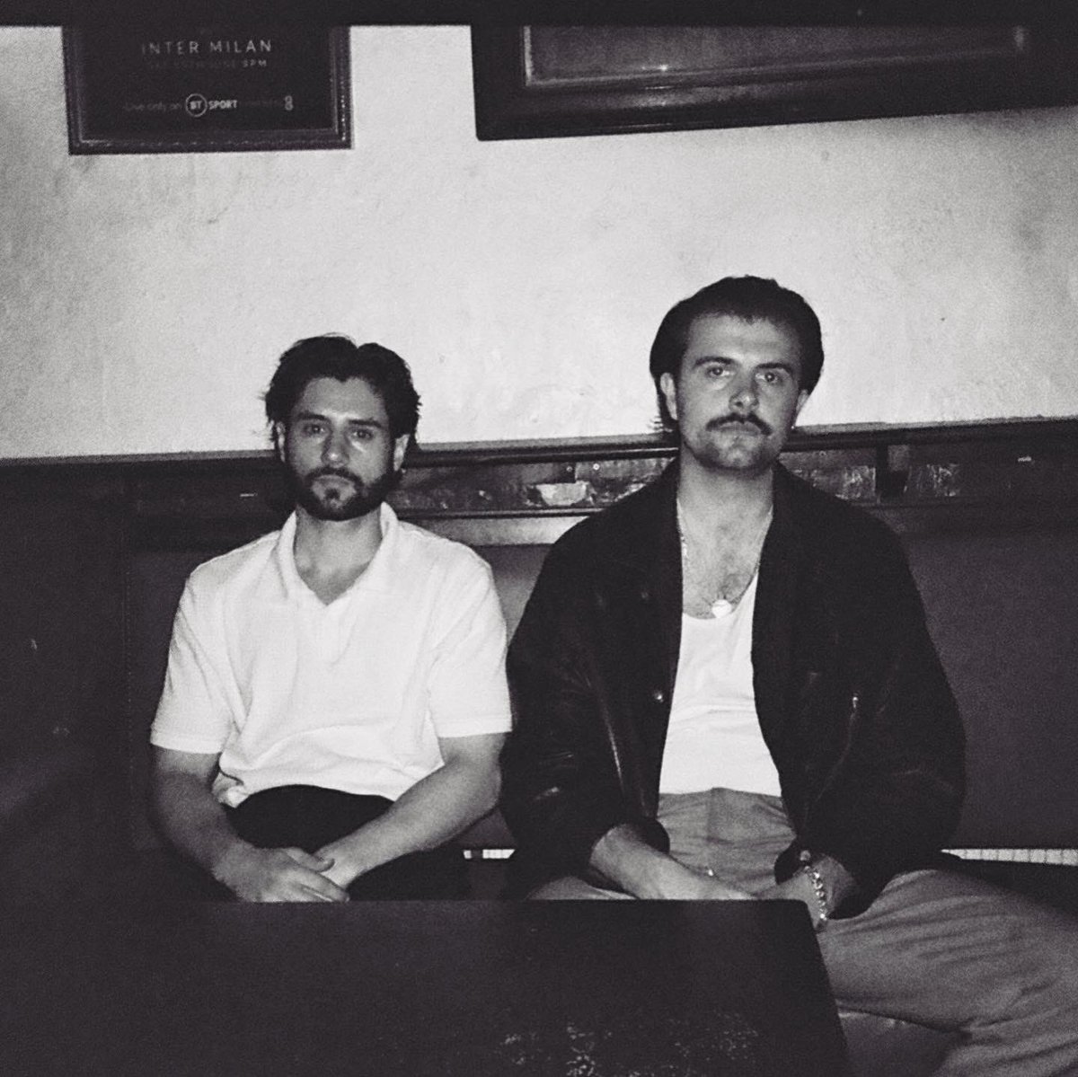 GLASS VIOLET tweet media