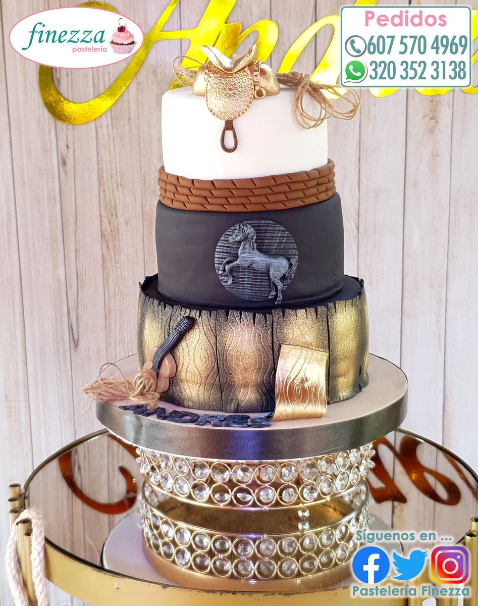 pastelfinezza's tweet photo. Feliz Cumpleaños Andrés!
#PasteleriaFinezza #CelebraConFinezza #Cumpleaños #FelizCumpleaños #HappyBirthday #Ponque #Torta #Cake #Caballo #Herradura #Jinete #Establo #Andres https://t.co/vLPZZNulaJ