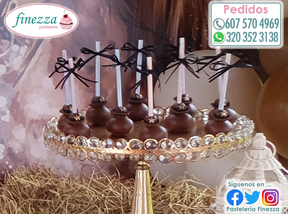 pastelfinezza's tweet photo. Feliz Cumpleaños Andrés!
#PasteleriaFinezza #CelebraConFinezza #Cumpleaños #FelizCumpleaños #HappyBirthday #Ponque #Torta #Cake #Caballo #Herradura #Jinete #Establo #Andres https://t.co/vLPZZNulaJ
