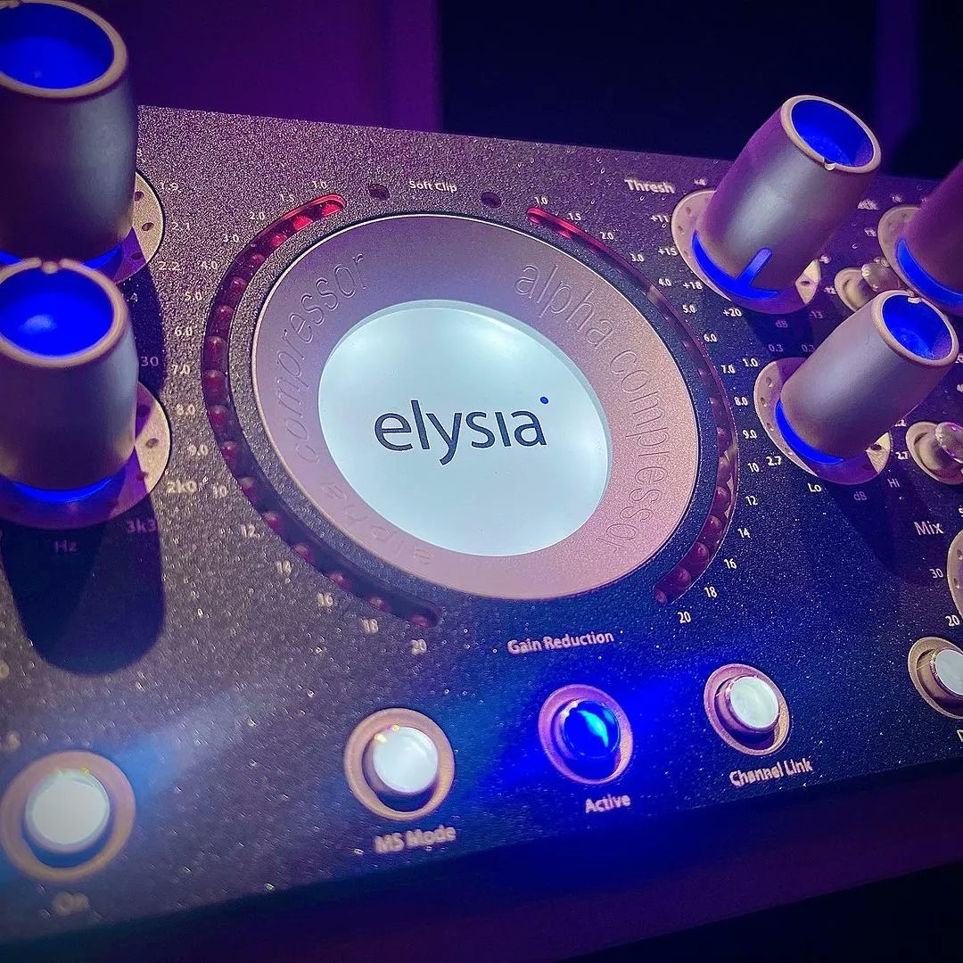 elysia_audio's tweet image. Audio Animals Ltd. „The #elysia #alphacompressor in Studio A. The ultimate VCA compressor, feature rich and one of the most well engineered and builds units I’ve ever used.“ We are proud to read such a statement all the experience! ✌️Thank you!

elysia.com/rack-series/al…