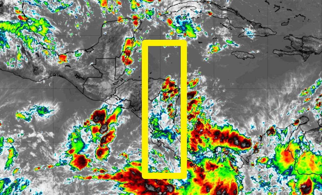 Los tropicos muy activos...
 Hilary toco tierra en Baja y se dirige hacia California como Tormenta. 
 En El Salvador una onda tropical, atravesara el pais, al final de la tarde.
 Se esperan lluvias esta noche.
<a href="/elnoticiero_6/">El Noticiero</a>