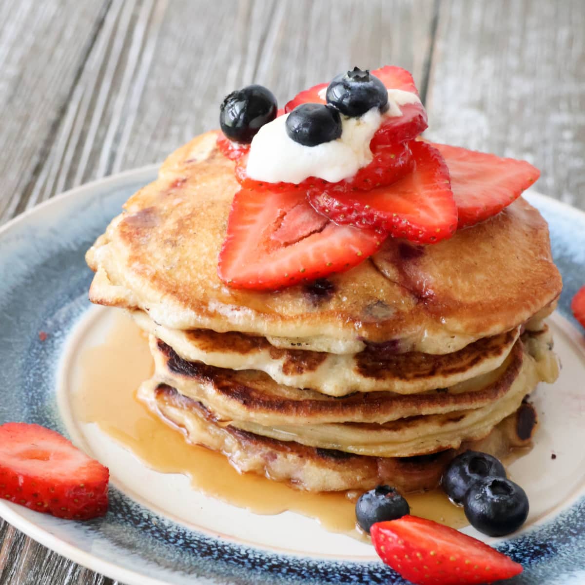 Red  White and Blue Sourdough Pancakes - Zesty South Indian Kitchen buff.ly/3YEuxq9 #sourdough #sourdoughdiscardrecipes