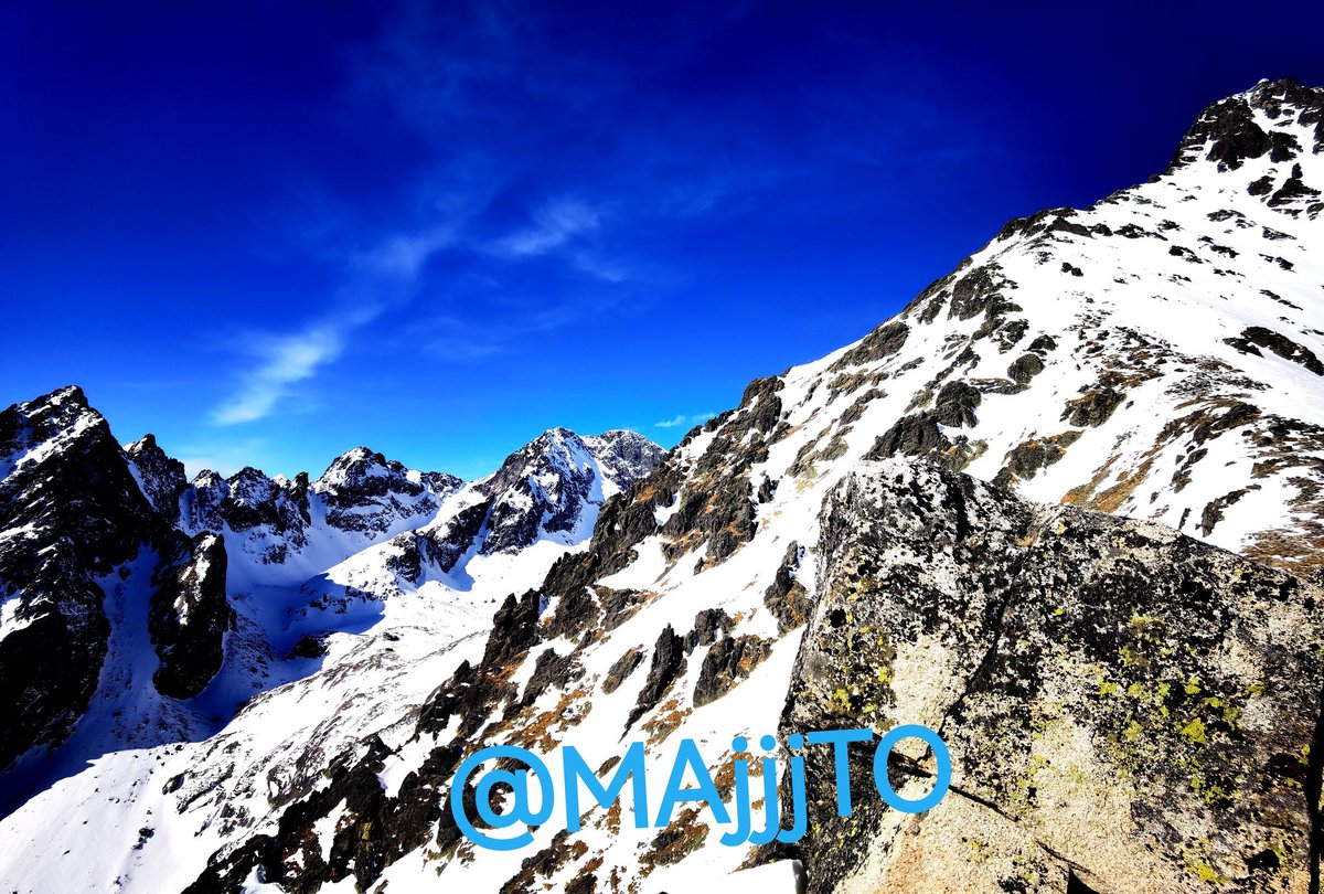 Majjto's tweet photo. 🏞️TATRAS Mountains 💎💎💎

#SUNNY #MOUNTAINS #Slovakia #sport #fit #freedom #sun #sport #sports #bike #hiking #biking #view #forest #sky #gym #Now #tatry #tatras #Alpine #Messi𓃵 #earthquake #Russia #WorldCupFinal #Budapest2023 #KCONLA2023 #hiking #biking #view #forest #sky #fit https://t.co/0DoVMGq50u