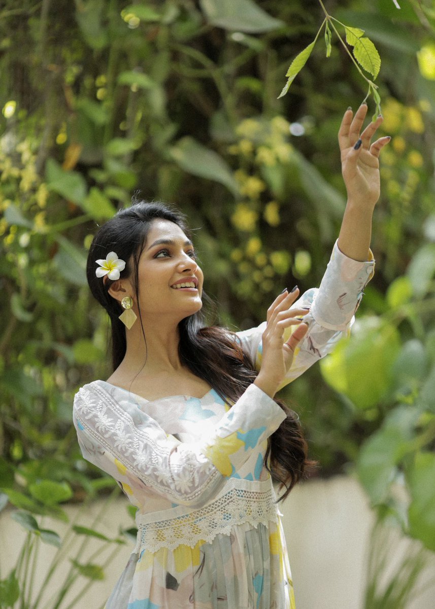 Label Swarupa Sathakarni tweet media