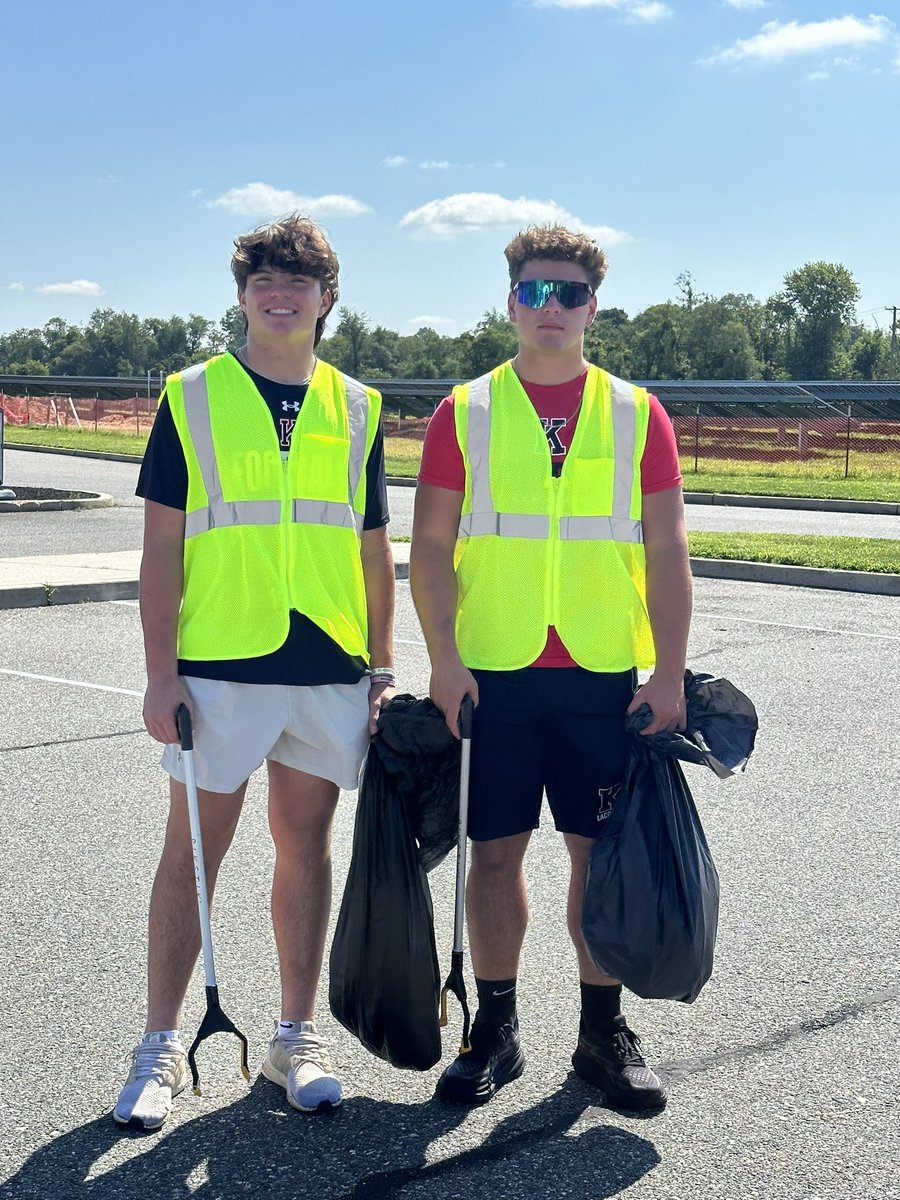 All 22 Kingsway Football Boosters tweet media