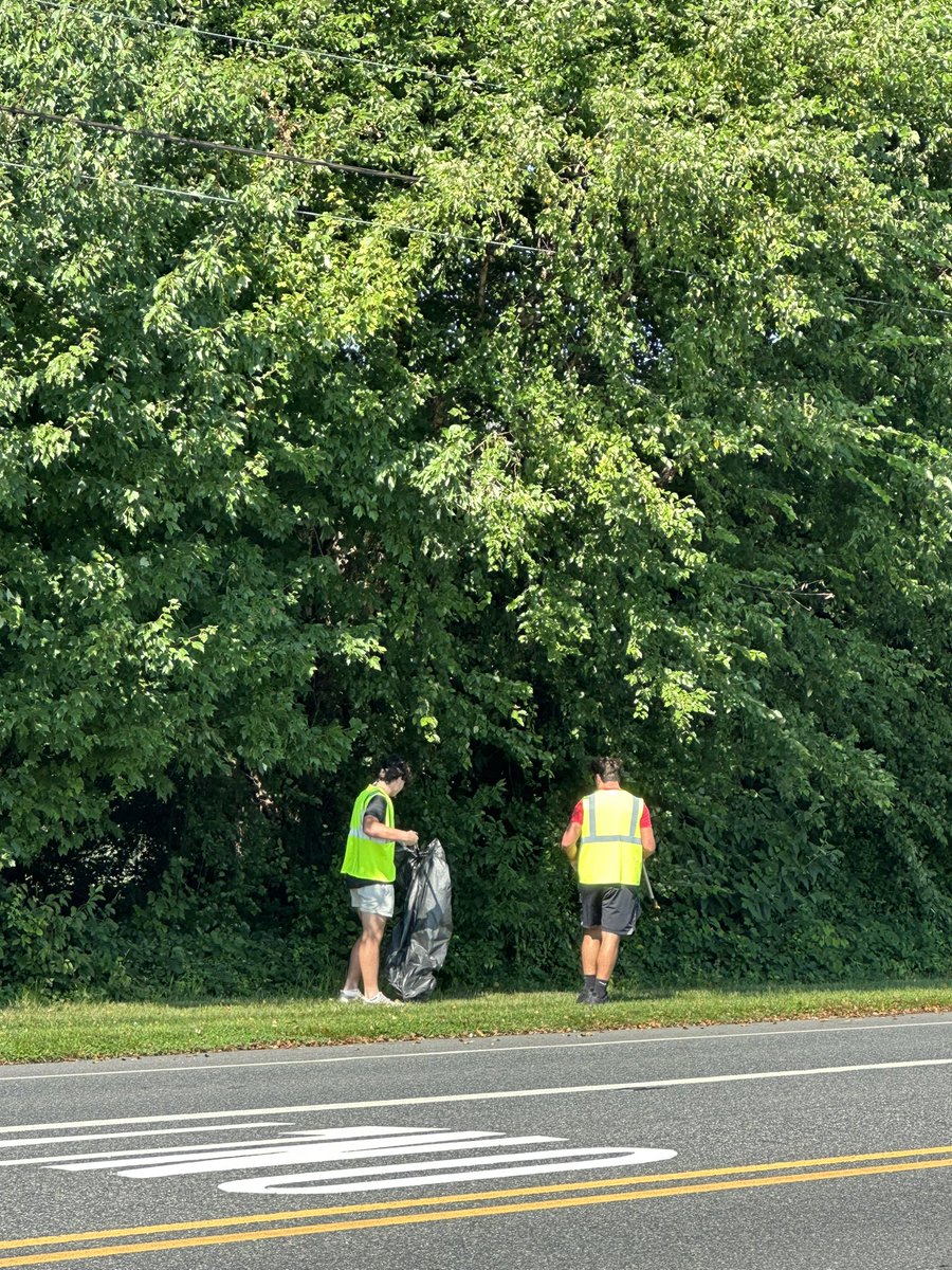 All 22 Kingsway Football Boosters tweet media