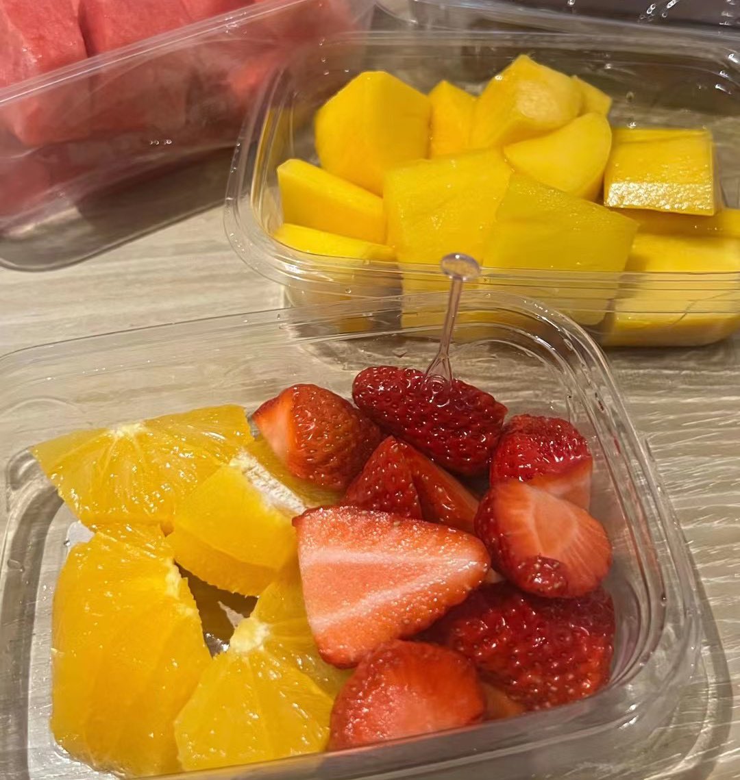 准备把夜宵改成吃水果🥭