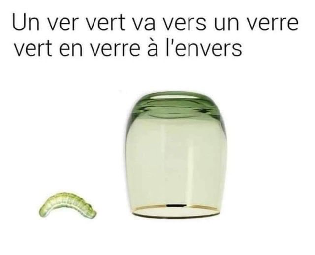 Carafe verte en verre PM