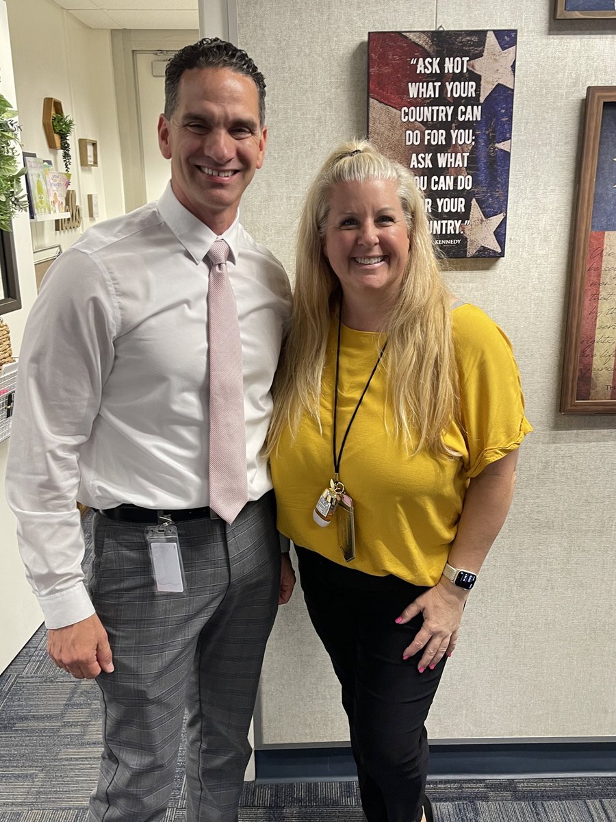 All of the support from District Office personnel on the first day was much appreciated. 💙 #Franklin2023 #FalconPride #ThisIsRUSD <a href="/RedlandsUSD/">Redlands USD</a> <a href="/RedlandsUSDSupt/">Juan J. Cabral</a> <a href="/RUSDeducation/">RUSD Educational Services</a> <a href="/RUSDhr/">RUSD Human Resources</a> <a href="/RUSDforEquity/">Diversity and Equity at Redlands USD</a> <a href="/ElopRusd/">ELOP_RUSD</a> <a href="/RUSD_RCSS/">Redlands Coordinated Supports & Services</a> <a href="/DrRebeccaAcosta/">Rebecca Acosta, Ed.D</a>