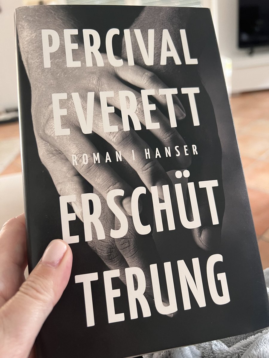 „Die Leute, und damit meine ich DIE, sind nie auf Wahrheit, sondern immer nur auf Befriedigung aus.“

Percival Everett, Erschütterung

<a href="/Buchbeginn/">#Buchbeginn</a> #Buchbeginn