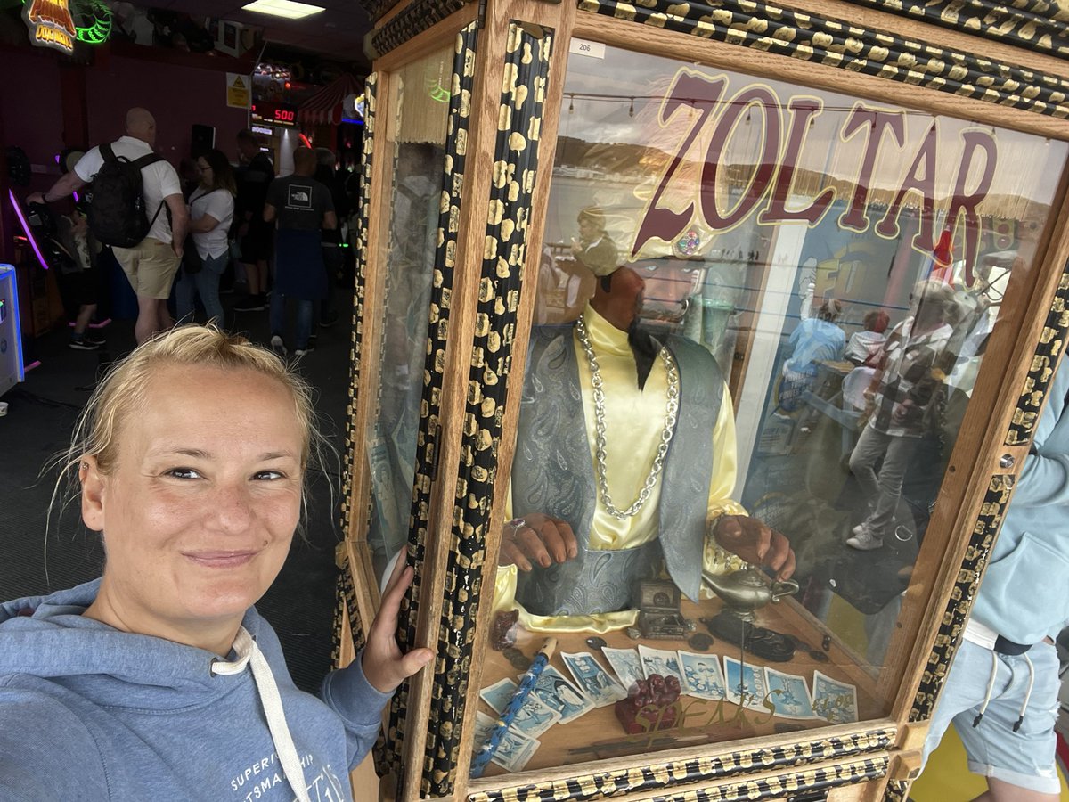 AVtechDel's tweet photo. Made my wish in Llandudno, Wales today 🏴󠁧󠁢󠁷󠁬󠁳󠁿 #tomhanks #big @tomhanks https://t.co/PTtFPaTRMx