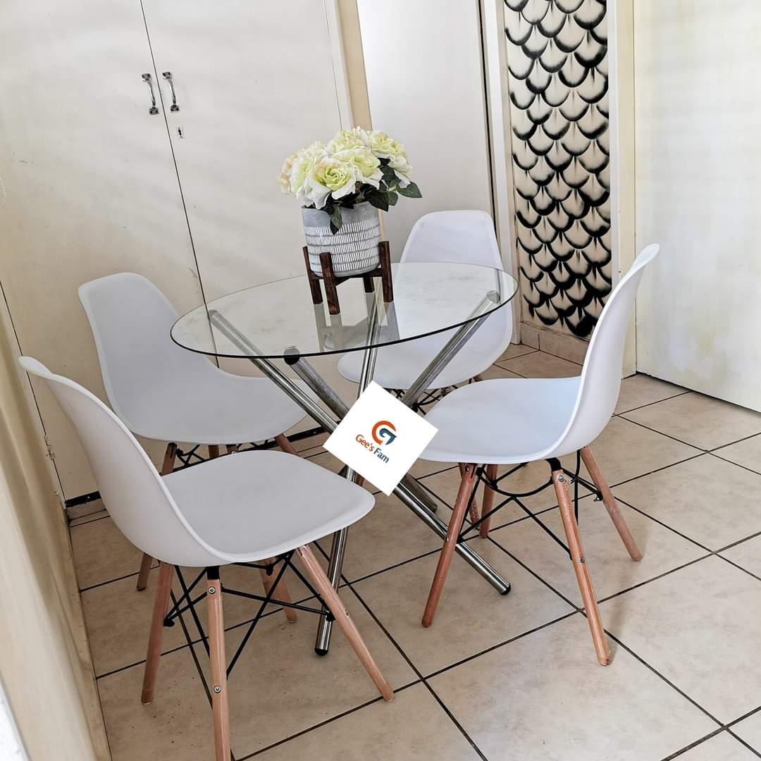 Gundo_Gee's tweet photo. SALE‼️ SALE‼️ SALE‼️

🔶2 Chairs + Table =R1100

🔹3 Chairs + Table =R1400

🔻4 Chairs + Table = R1550

🔺6 Chairs +Table = R2800

Delivery at a cost 
Courier nation wide 

⚠️Cash on Delivery 

Contact:0769898768 WhatsApp/Call
#Djzinhle  #MissSA2023 #Natasha https://t.co/QKwDJZDaLD