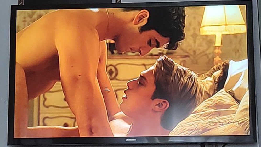 klebiodamas's tweet photo. nessa cena de eu fiquei passado KKKKKKKKa cara dele passou a sensação perfeita https://t.co/RAi51HWzai