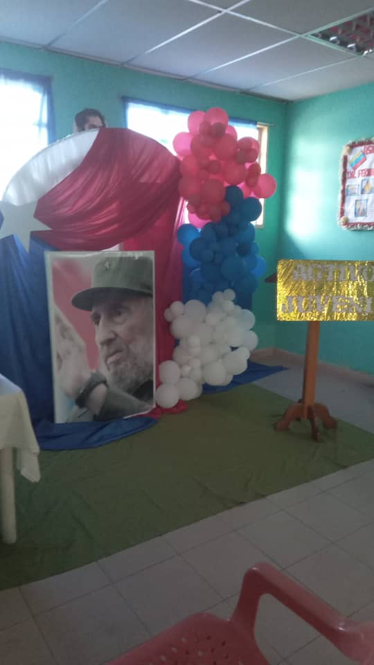 Está por cumplir 97 años un gigante.        @LloviznaLa
#FidelPorSiempre #CubaPorLaVida <a href="/cubacooperaven/">Brigada Médica Cubana en Venezuela</a> <a href="/LianetPulsant/">Lianet Pulsant</a> <a href="/Marthav16089843/">Martha valentina Jiménez Echemendias</a> <a href="/XEstenoz/">Xiomara Marlen Lima Estenoz</a>
