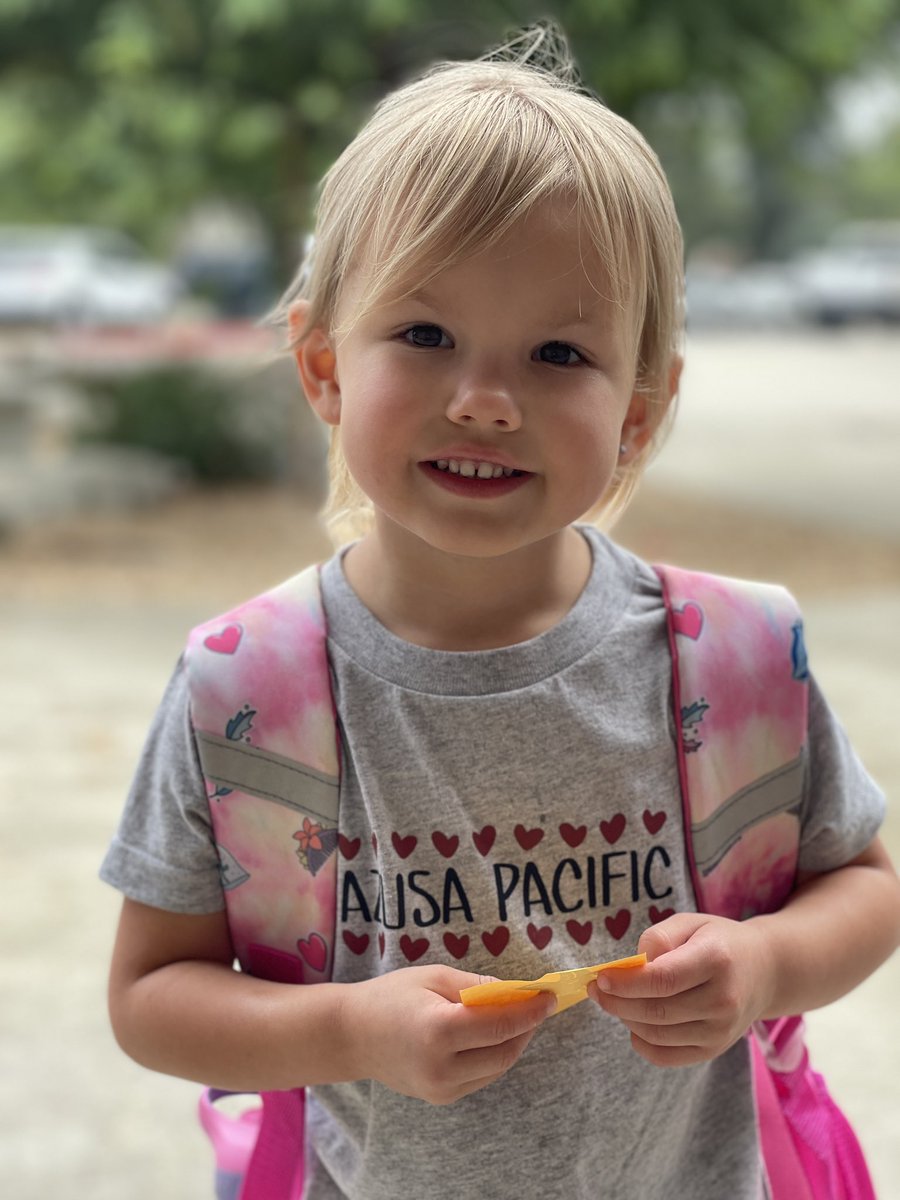 Thursdays we represent our college, career &amp; military appreciation.  Join <a href="/RedlandsUSD/">Redlands USD</a> next week with your spirit wear! 💙 #Franklin2023 #FalconPride #ThisIsRUSD <a href="/RedlandsUSD/">Redlands USD</a> <a href="/RedlandsUSDSupt/">Juan J. Cabral</a> <a href="/DrRebeccaAcosta/">Rebecca Acosta, Ed.D</a> <a href="/RUSDeducation/">RUSD Educational Services</a> <a href="/RUSDhr/">RUSD Human Resources</a> <a href="/RUSDforEquity/">Diversity and Equity at Redlands USD</a> <a href="/ElopRusd/">ELOP_RUSD</a> @RUSD_Instr_Tech