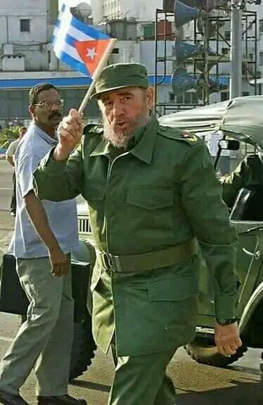vilvia_ramos's tweet photo. @FSoldadodeIdeas Seguiremos tu ejemplo. https://t.co/HtqtxeTAOP