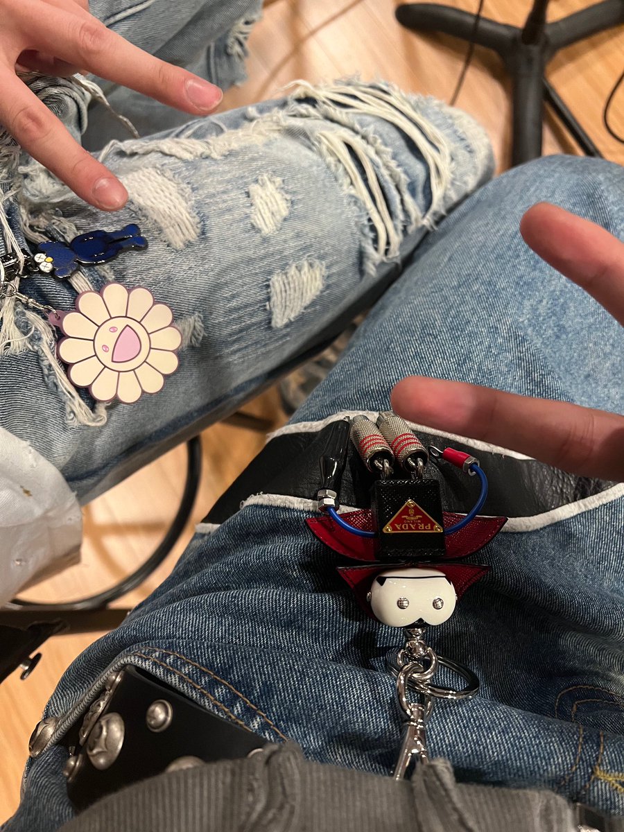 WVRS | 230813

#NI_KI 🌟 wrote a post:

Keyrings🤘

#니키 #ENHYPEN #엔하이픈 <a href="/ENHYPEN_members/">ENHYPEN</a> <a href="/ENHYPEN/">ENHYPEN OFFICIAL</a>