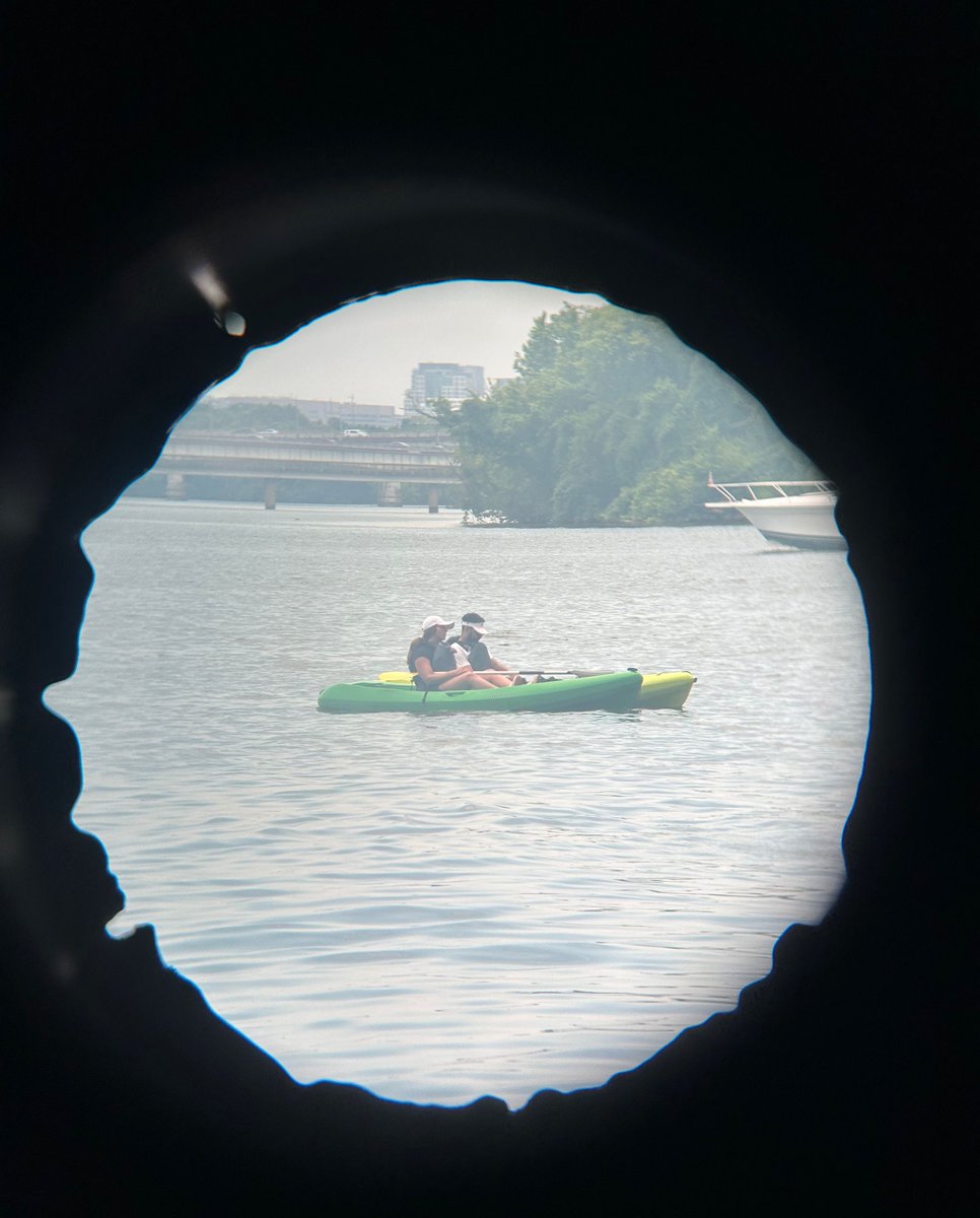 Looking for a fun date idea?? How about kayaking on the Potomac with your significant other!!!❣️🛶