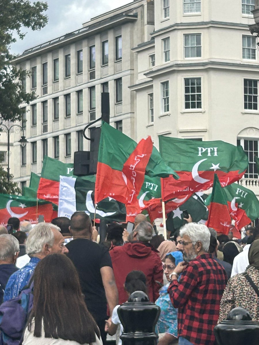 Free Imran Khan London protest 
#IamWithKhan