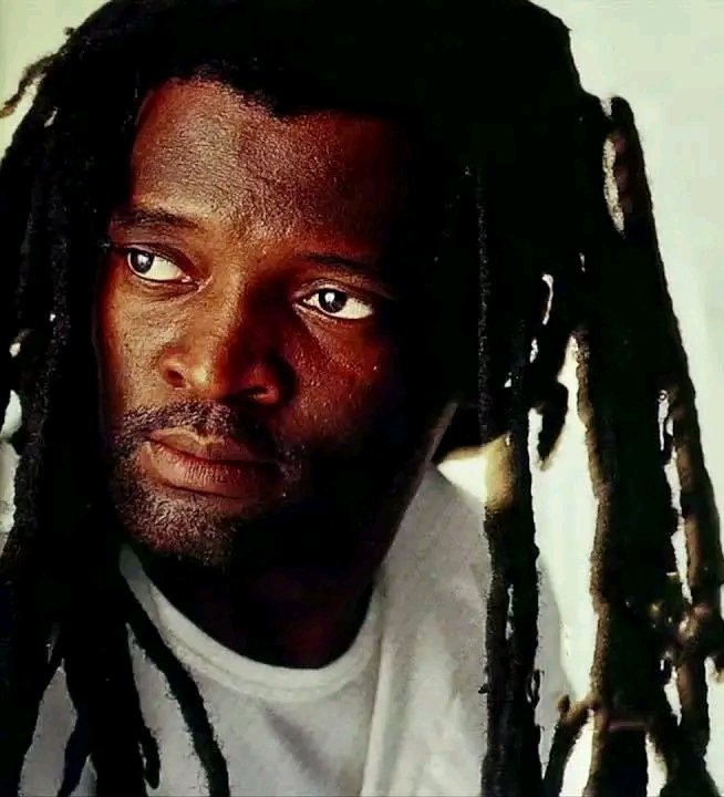 GodswillUnimke's tweet image. Today makes it 13 years #LuckyDube moved on to Zion. Let’s celebrate his life and works.
“But it' s such a good feeling today when I can hear them from across the ocean singing this song that the whole world should be singing all the time. We' re #DifferentColours #OnePeople” 💔