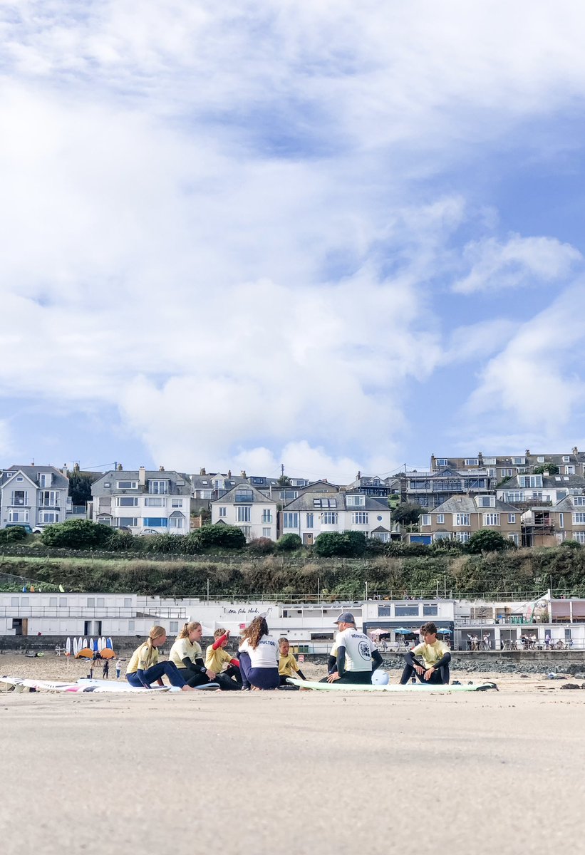 Sunday mornings! 🏄‍♂️
#stives #surfschool #stivessurfschool #sundayvibes