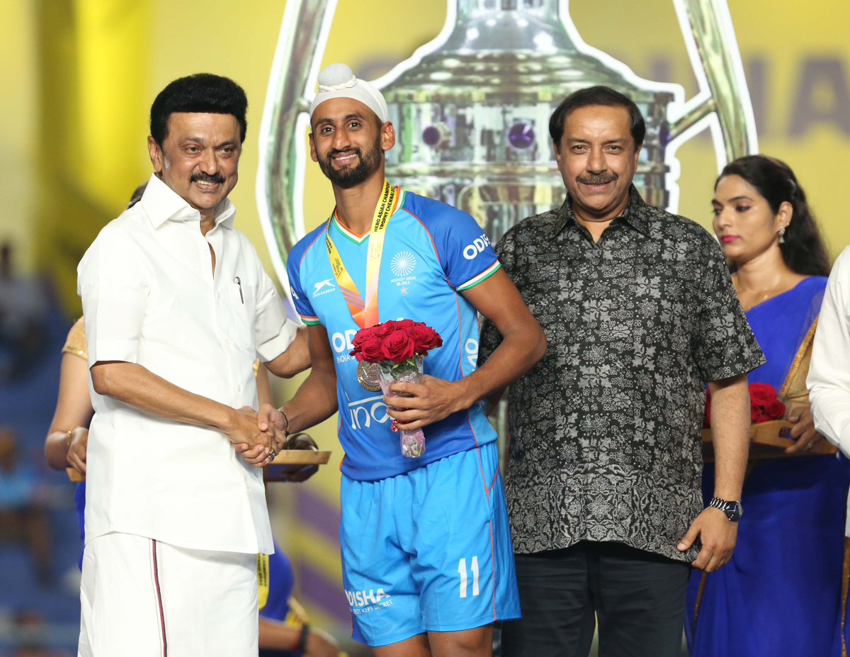 Mandeep Singh tweet media