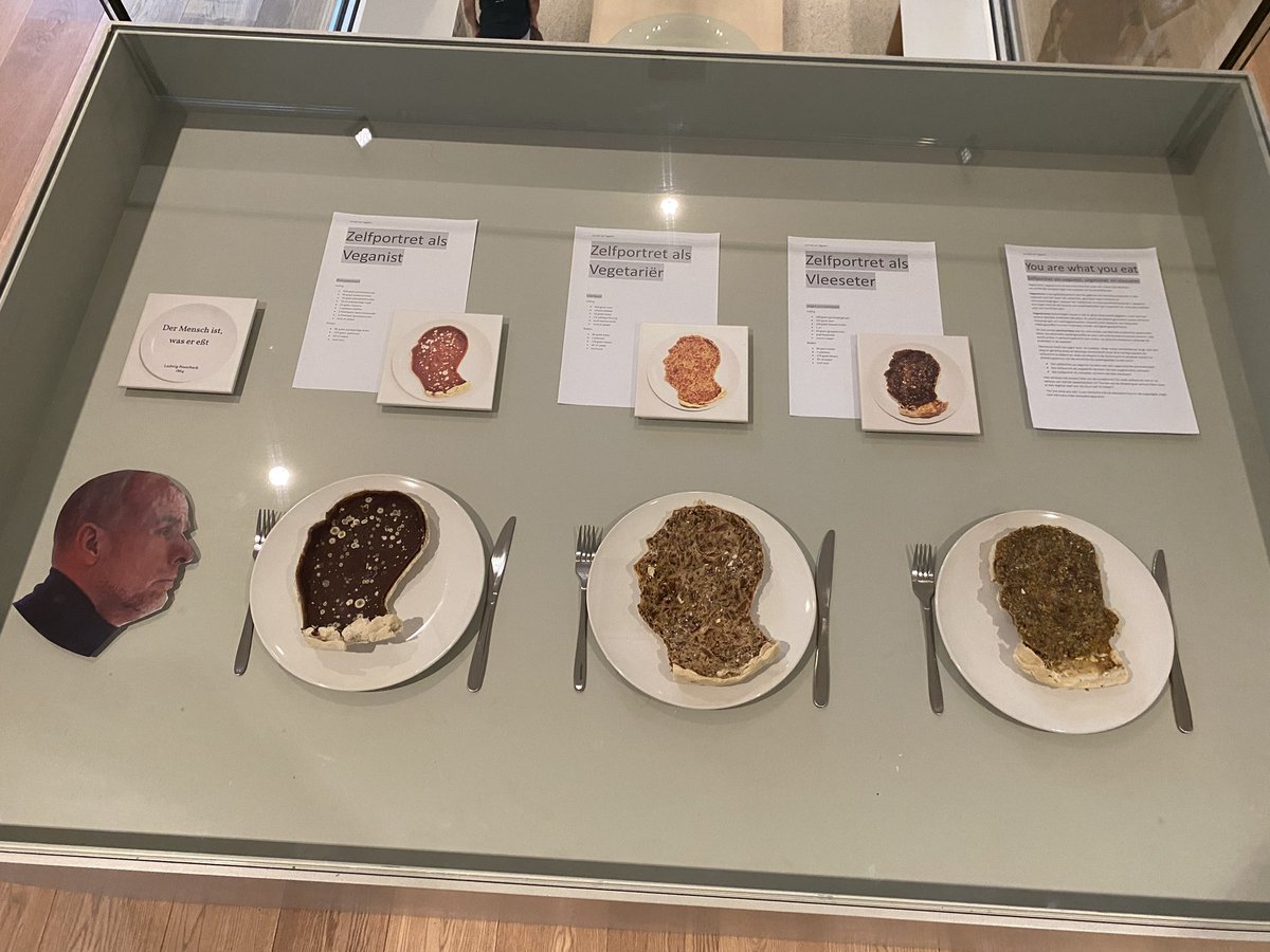 Verrijkt en verrast door design van #Droog in <a href="/NieuweInstituut/">Nieuwe Instituut</a> en nieuwe kunst van oa <a href="/CvanTiggelen/">Conrad van Tiggelen</a> in <a href="/museumVL/">Museum Vlaardingen</a>.