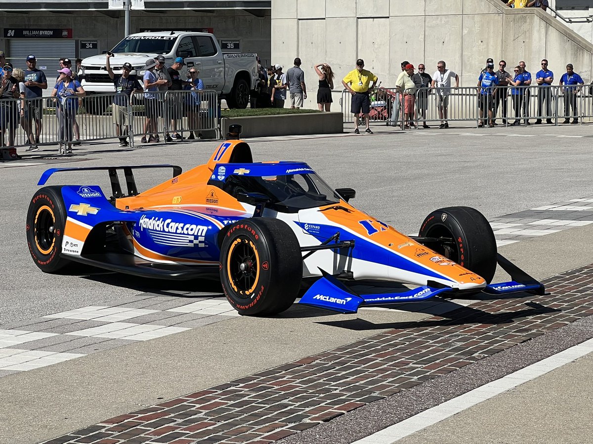 dustinlong's tweet photo. Cars that Kyle Larson will drive in the 2024 Indy 500 and Coca-Cola 600 https://t.co/zh59jekq2q