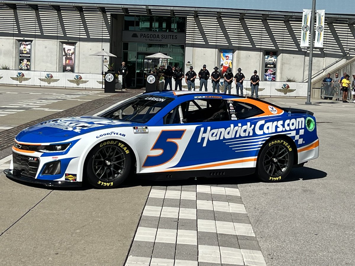 dustinlong's tweet photo. Cars that Kyle Larson will drive in the 2024 Indy 500 and Coca-Cola 600 https://t.co/zh59jekq2q
