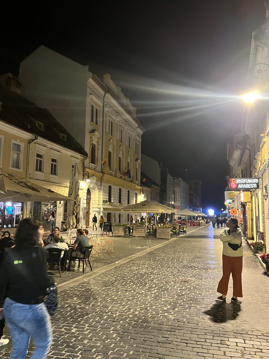 GIGGLEBITS5's tweet photo. Bucharest &amp; Brasov 👊🏼 https://t.co/o9LEG4cvOn