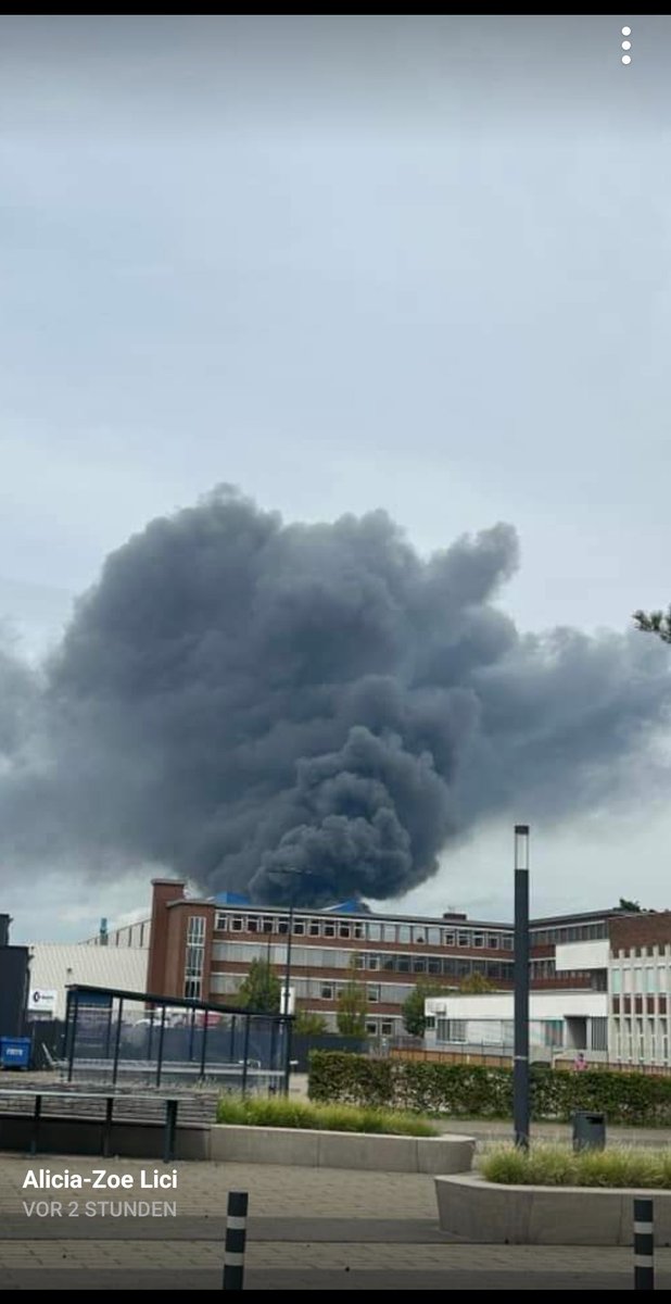 HDDA04's tweet image. Sieht nicht gut aus. Hoffe, niemand verletzt 
#Leverkusen