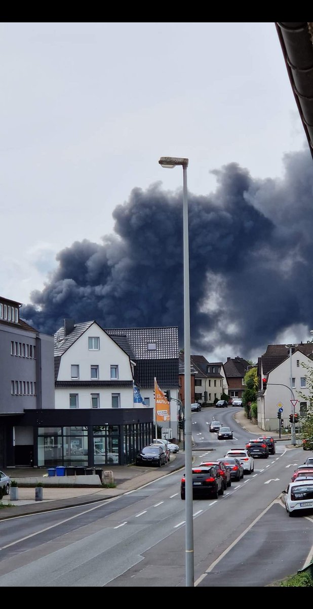 HDDA04's tweet image. Sieht nicht gut aus. Hoffe, niemand verletzt 
#Leverkusen