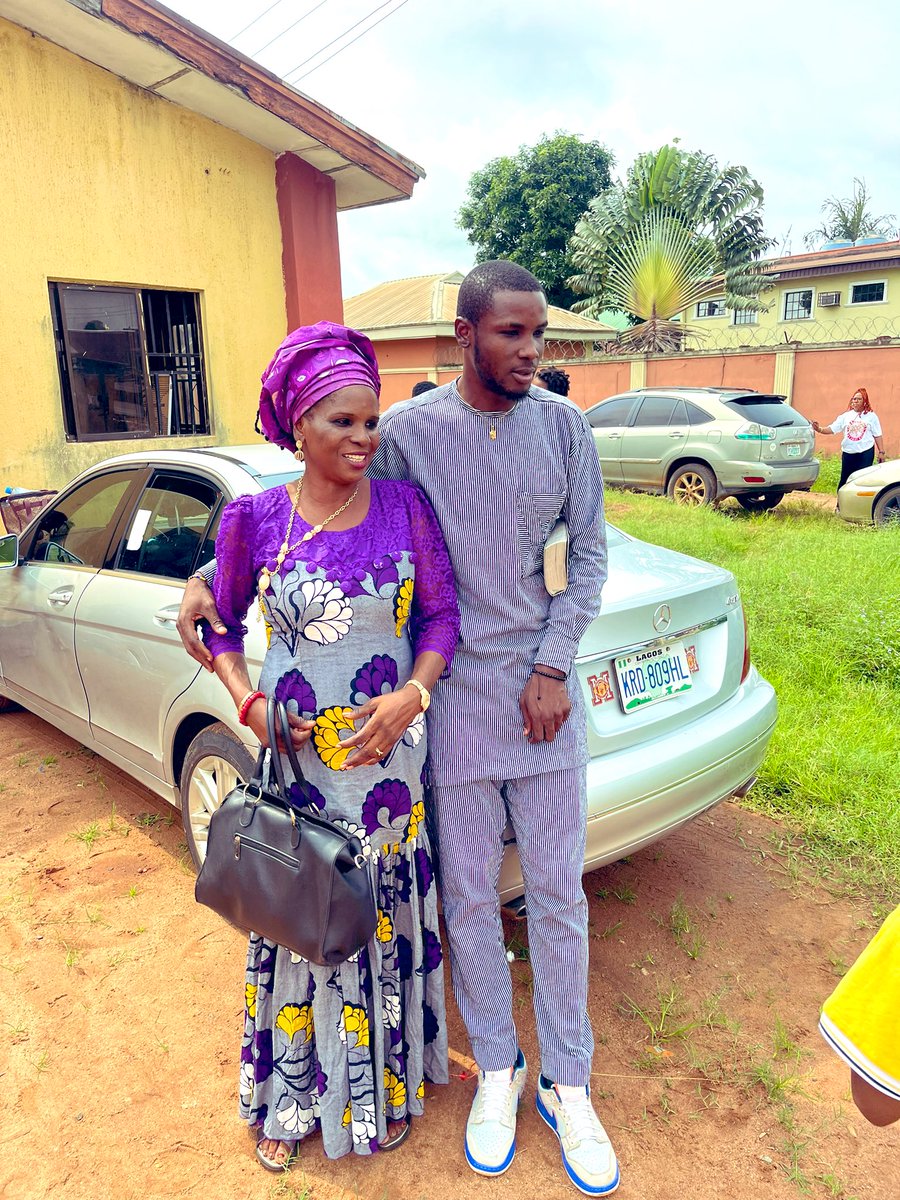 BrossOvie's tweet photo. Church Boy 🙏✝️
#2diefor🇳🇬🤱🏿 https://t.co/Wjcazk4478