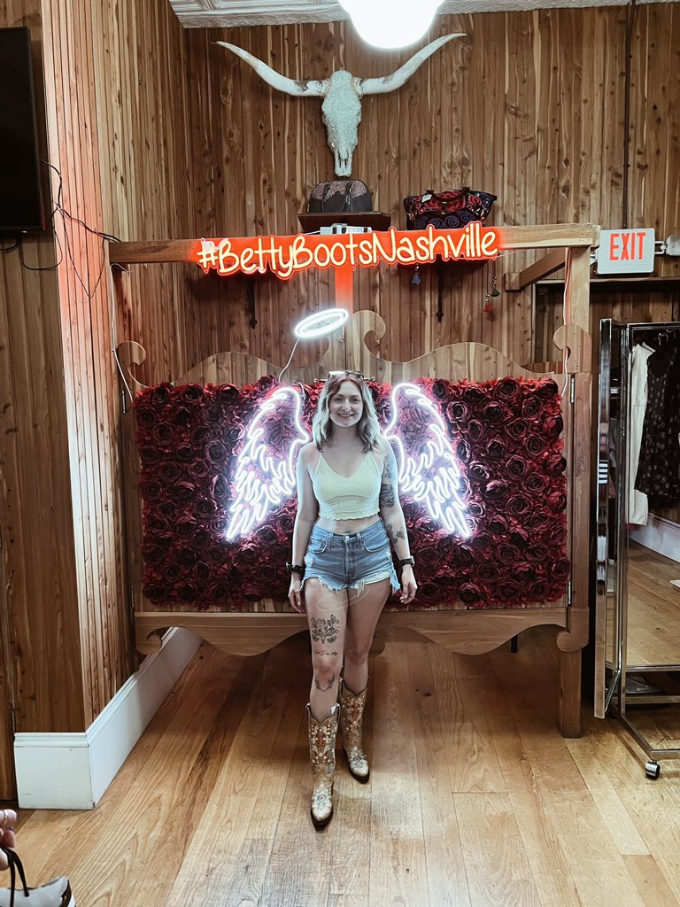 ☆ 𝚜𝚌𝚊𝚍𝚎 ☆ tweet media