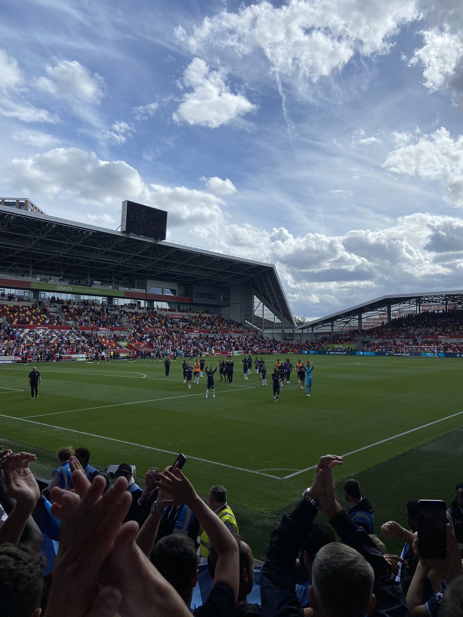 Good performance, great away end.

#CantSmileWithoutYou #SpursAway #Yids #COYS