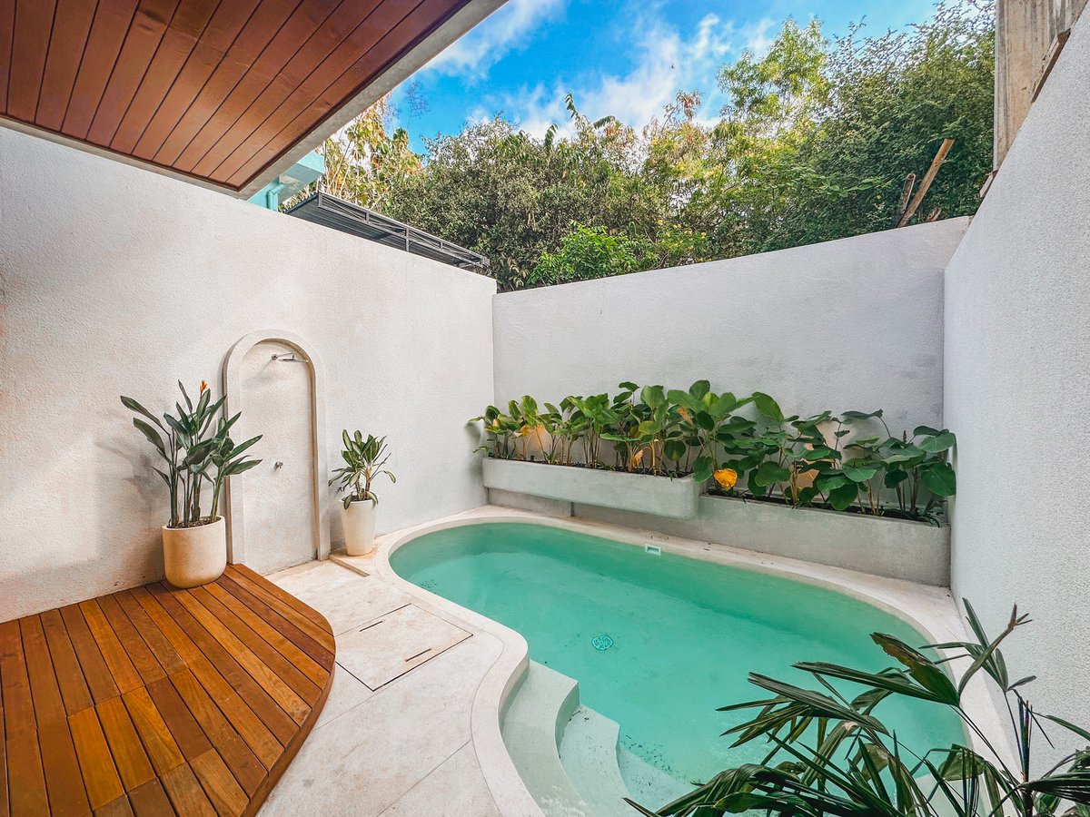 burnitupt's tweet photo. Sore tadi photo villa di Pecatu graha, bagus π₯Ί, jadi pengen renov rumah Jimbaran, btw ini tanahnya 120m2 tapi minimalisnya cakep bgt https://t.co/3EtZZvMsjU