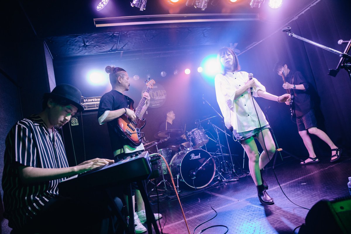 withCortado's tweet photo. 2023.08.06 the Groove TAKASAKI
新体制となり2回目のフルメンバーでのLIVEでした！

アイカワヒトミプラス、kii＋Zoops!
どちらも素晴らしすぎるステージで、刺激を受けガチガチになりながらも自分達らしいライブができたと思う…
見てくださった皆さま、ありがとうございました✨

photo by @kkcdsy https://t.co/pMQ0Eu2hMx