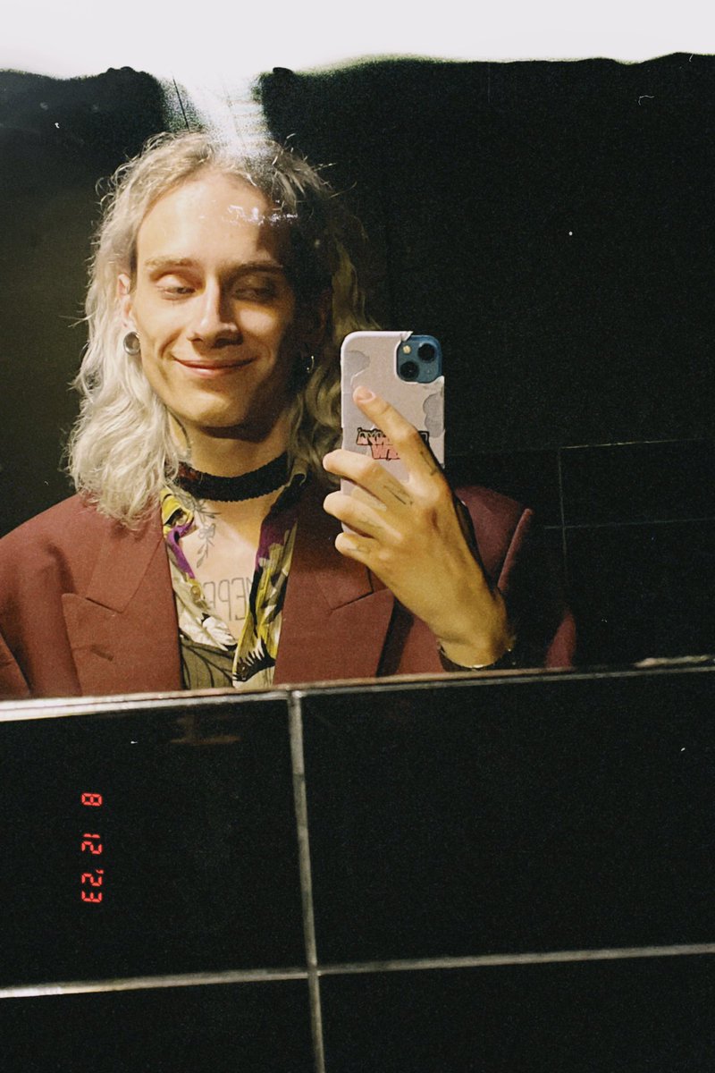 Спачатку такі тыпу 💅
А потым такі тыпу 🤡