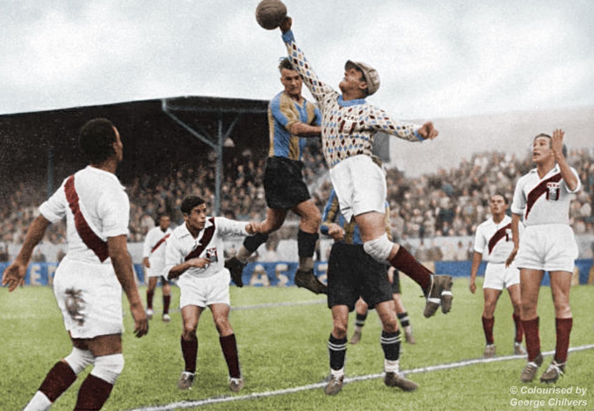 The Football History Boys (@tfhbs) on Twitter photo Football History in colour🎨
Peru's Juan Valdivieso leaps for ball to stop an Austrian attack during his side's shock 4-2 victory at the 1936 Olympics. The result would be declared void after a fan, according to Nazi officials, entered the pitch in extra-time carrying a revolver Football History in colour🎨
Peru's Juan Valdivieso leaps for ball to stop an Austrian attack during his side's shock 4-2 victory at the 1936 Olympics. The result would be declared void after a fan, according to Nazi officials, entered the pitch in extra-time carrying a revolver