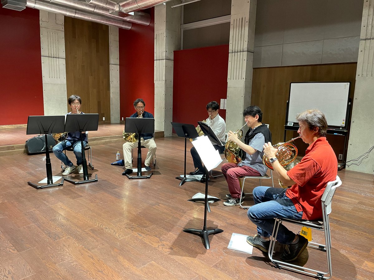 JAPANHORN's tweet photo. 本日、最終リハーサル🎵
今回のプログラム、かなり聴きどころ満載です！
山登ったりするかも⁉️
チケット、まだあります。
お申込みお待ちしております‼︎

#ホルン　#演奏会
#ジャパンホルンクインテット https://t.co/SAzcCpRZDQ
